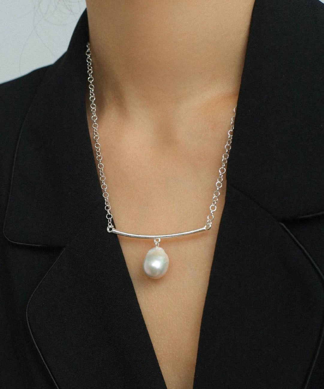 Unique Design Baroque Pendant Necklace - Gembea Jewelry