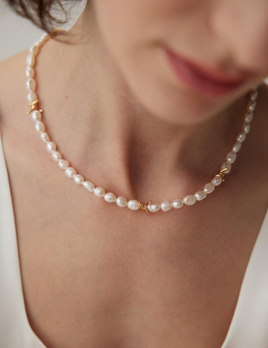 Vine-wrapped Design Baroque Pearl Beaded Necklace - Gembea Jewelry