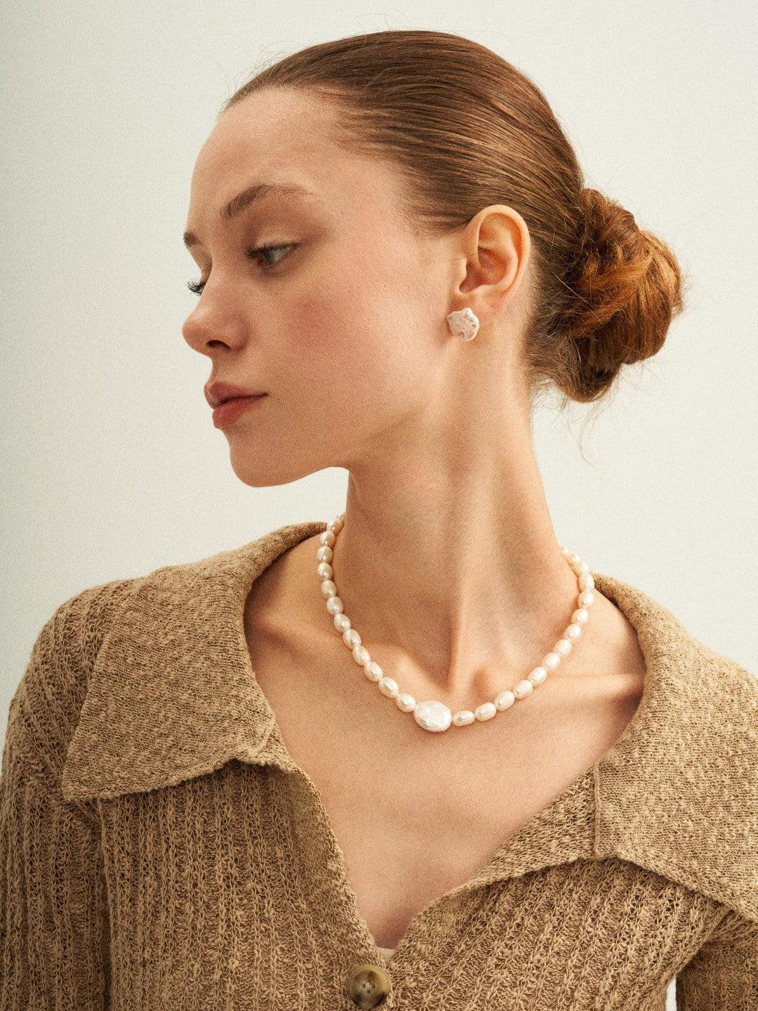 Vintage Baroque Pendant Pearl Beaded Necklace - Gembea Jewelry