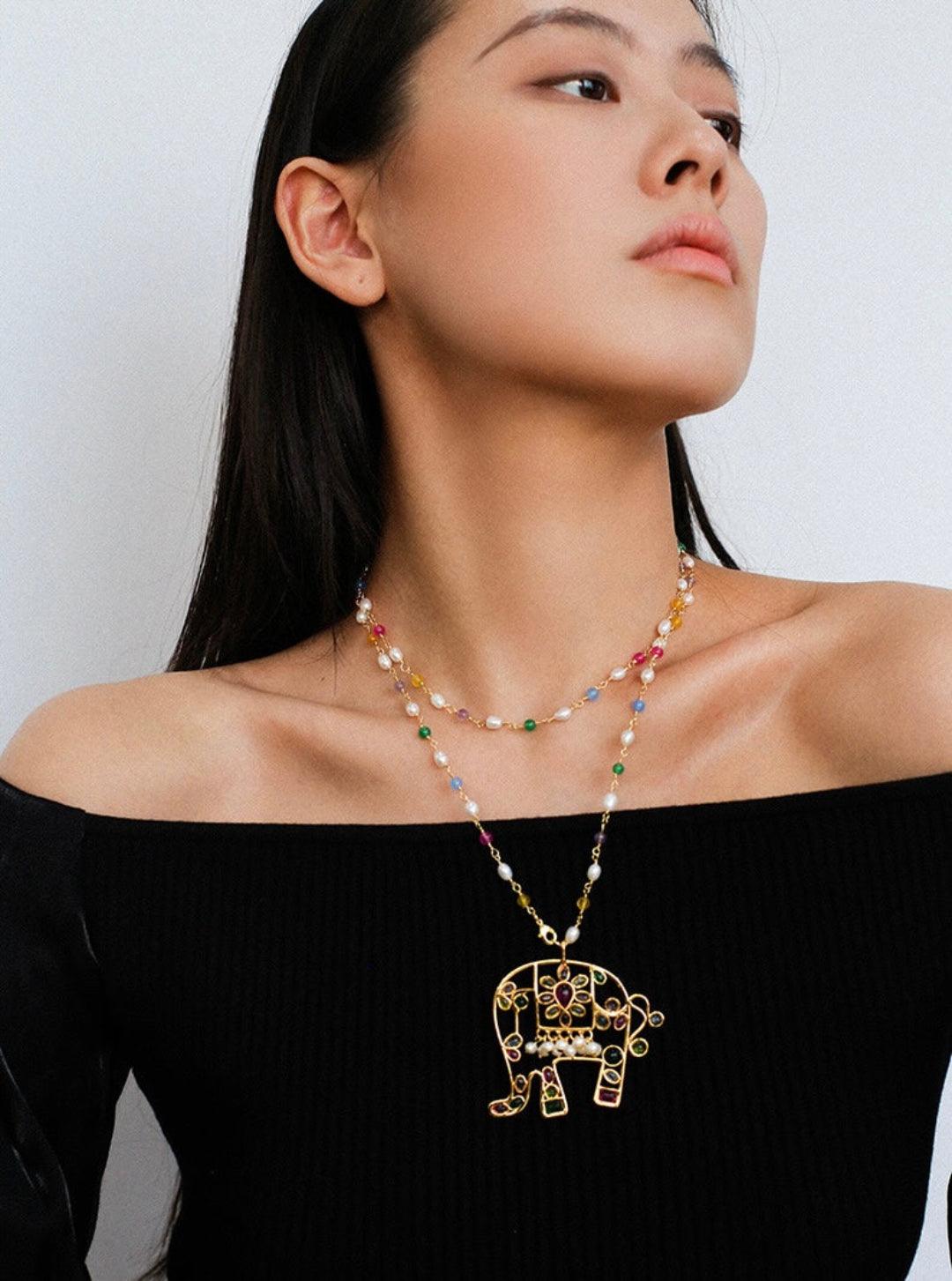 Vintage Coloured Glaze Pearl Elephant Necklace - Gembea Jewelry