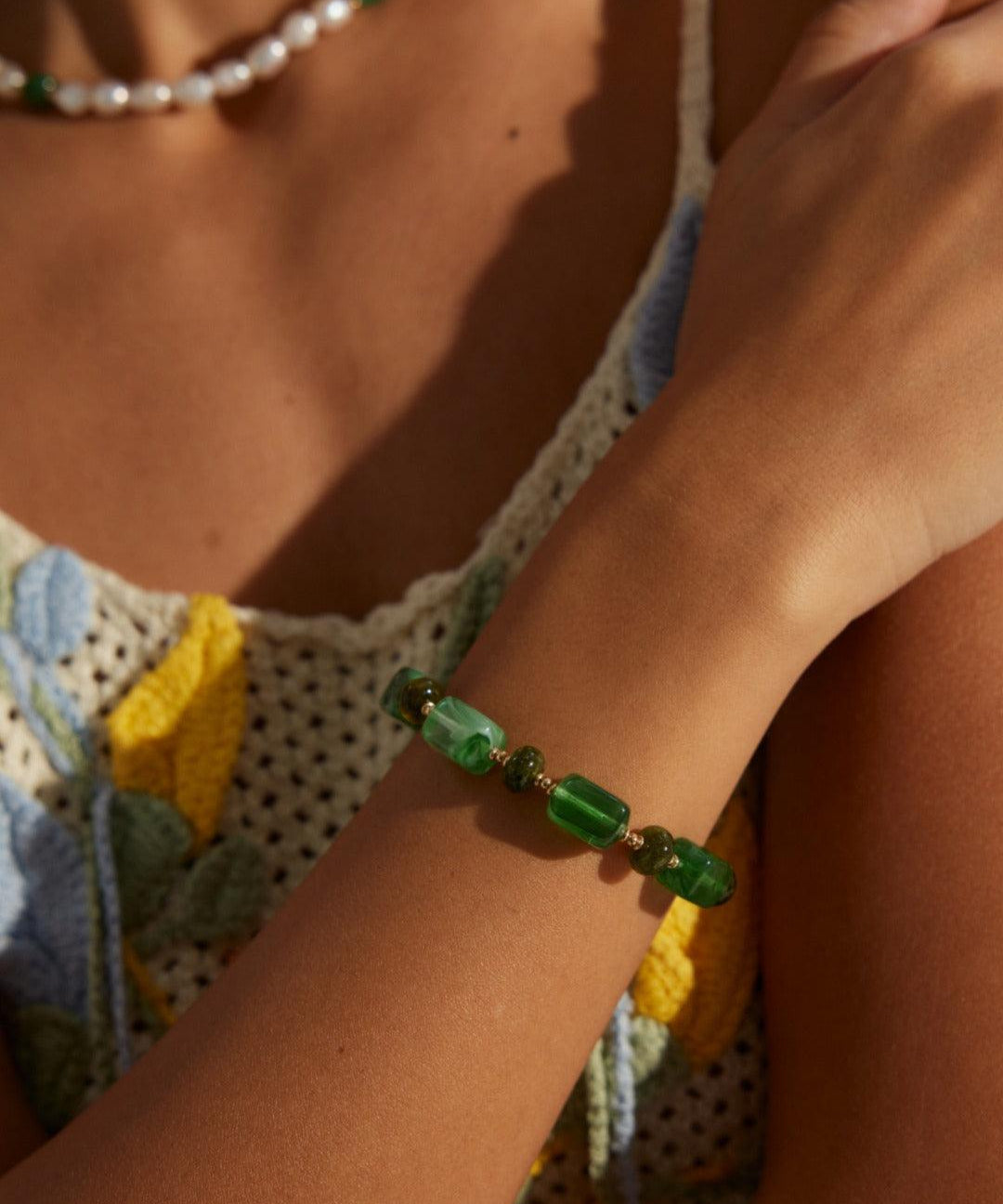 Vintage Green Resin Stone Bracelet - Gembea Jewelry