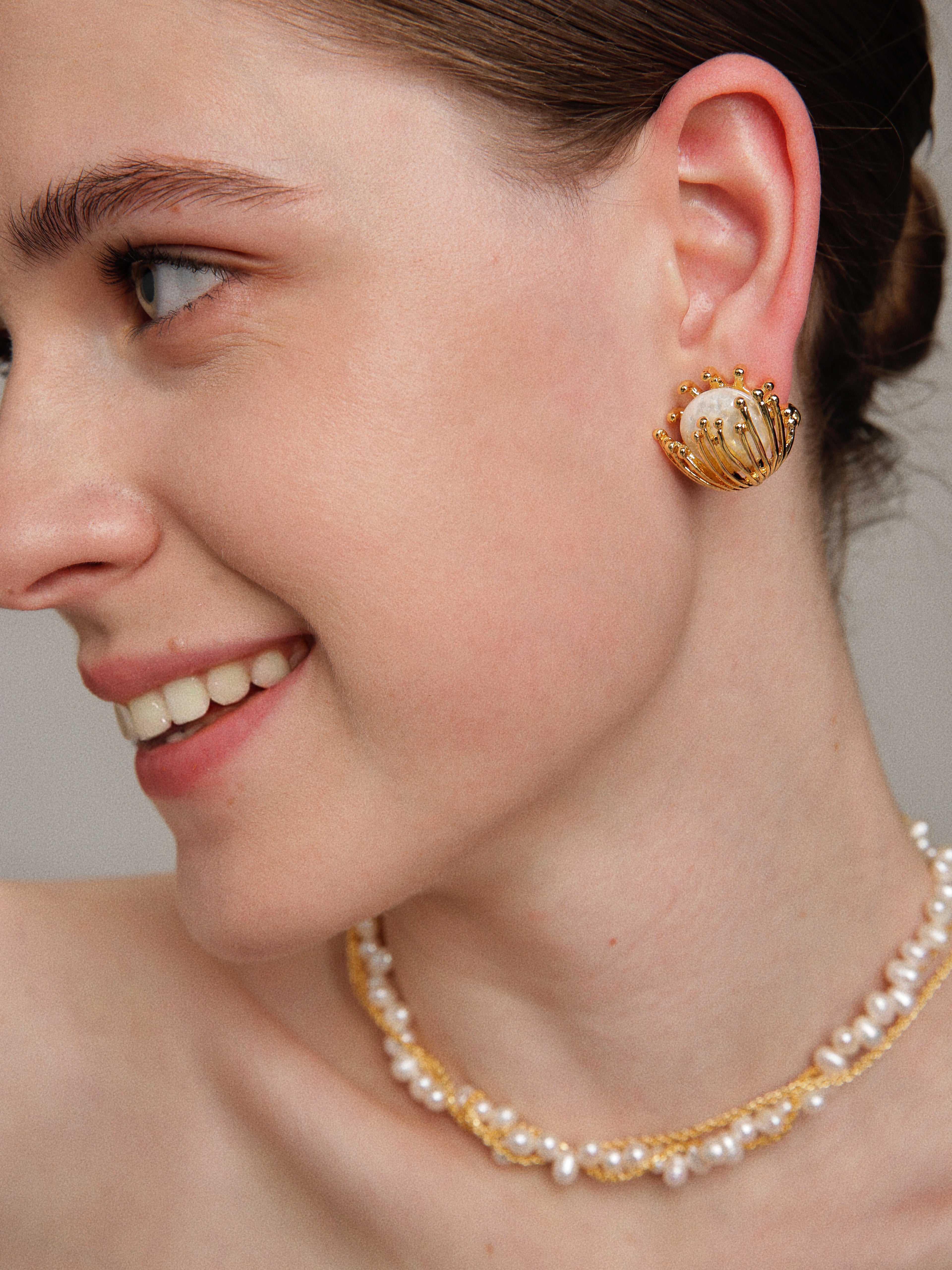 Vintage Metal Flowery Pearl Stud Earrings gembea jewelry