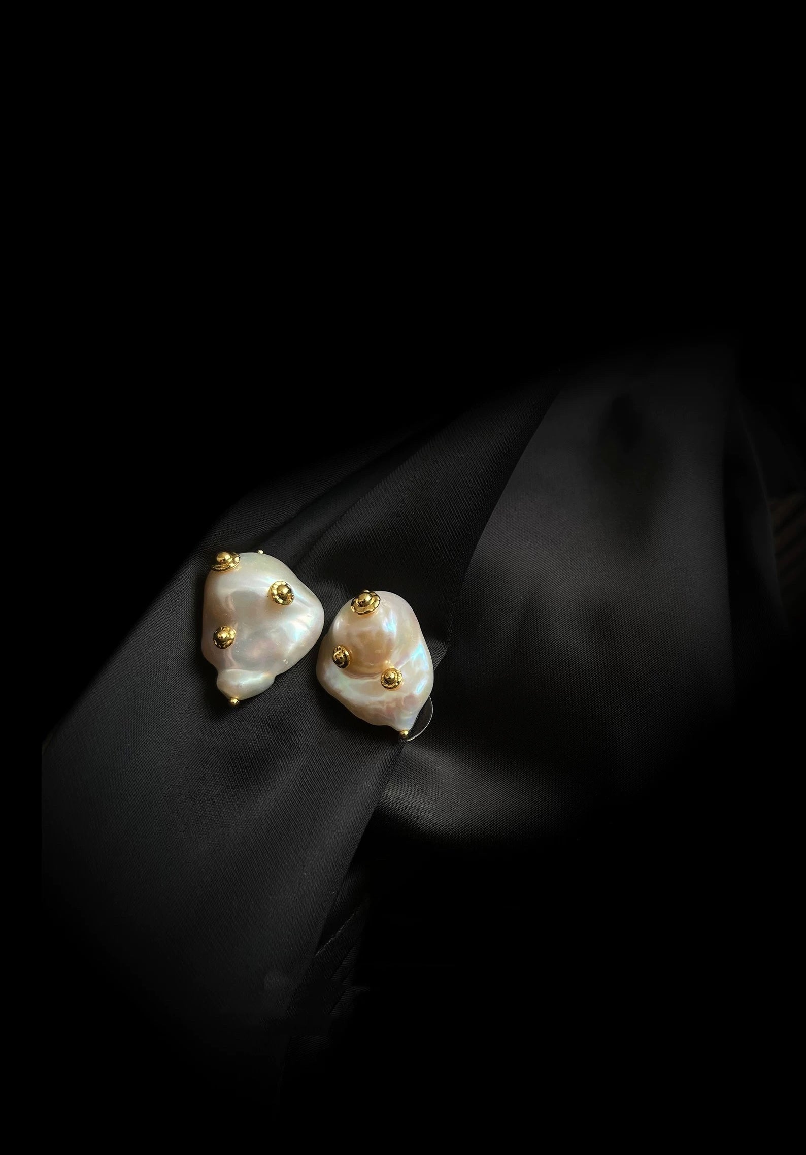 Vintage Natural Baroque Pearl Stud Earrings