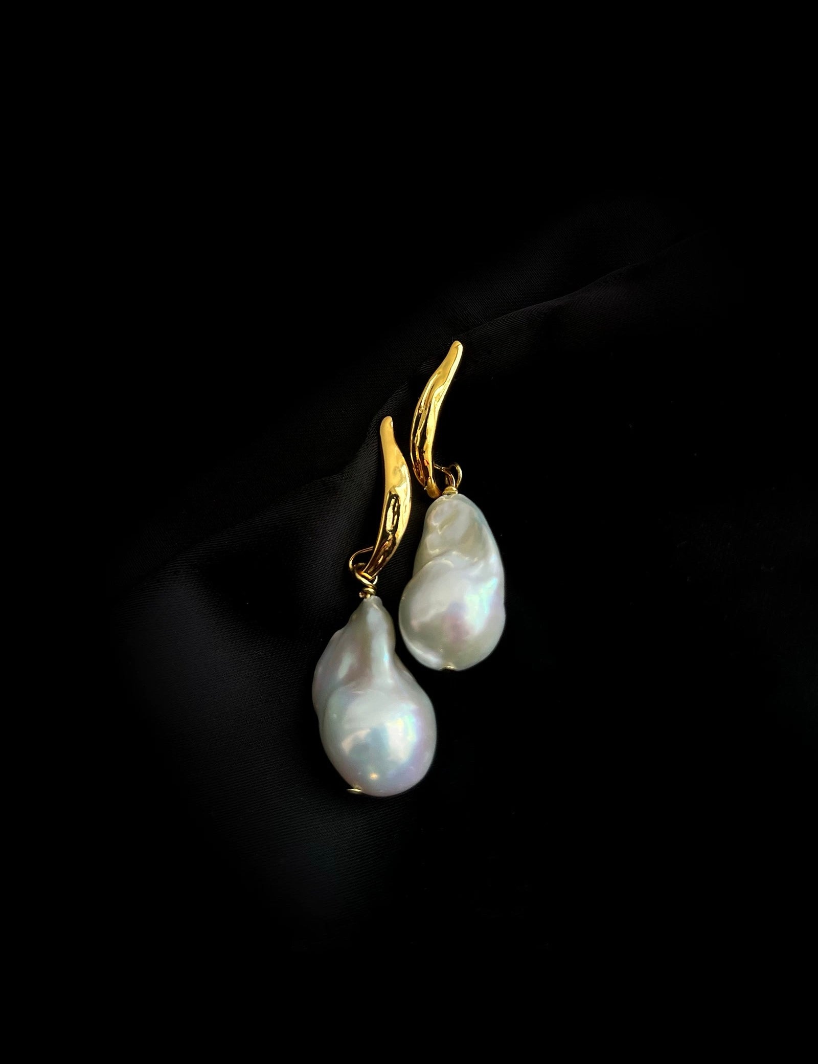 Willow Leaf Baroque Pearl Drop Earrings