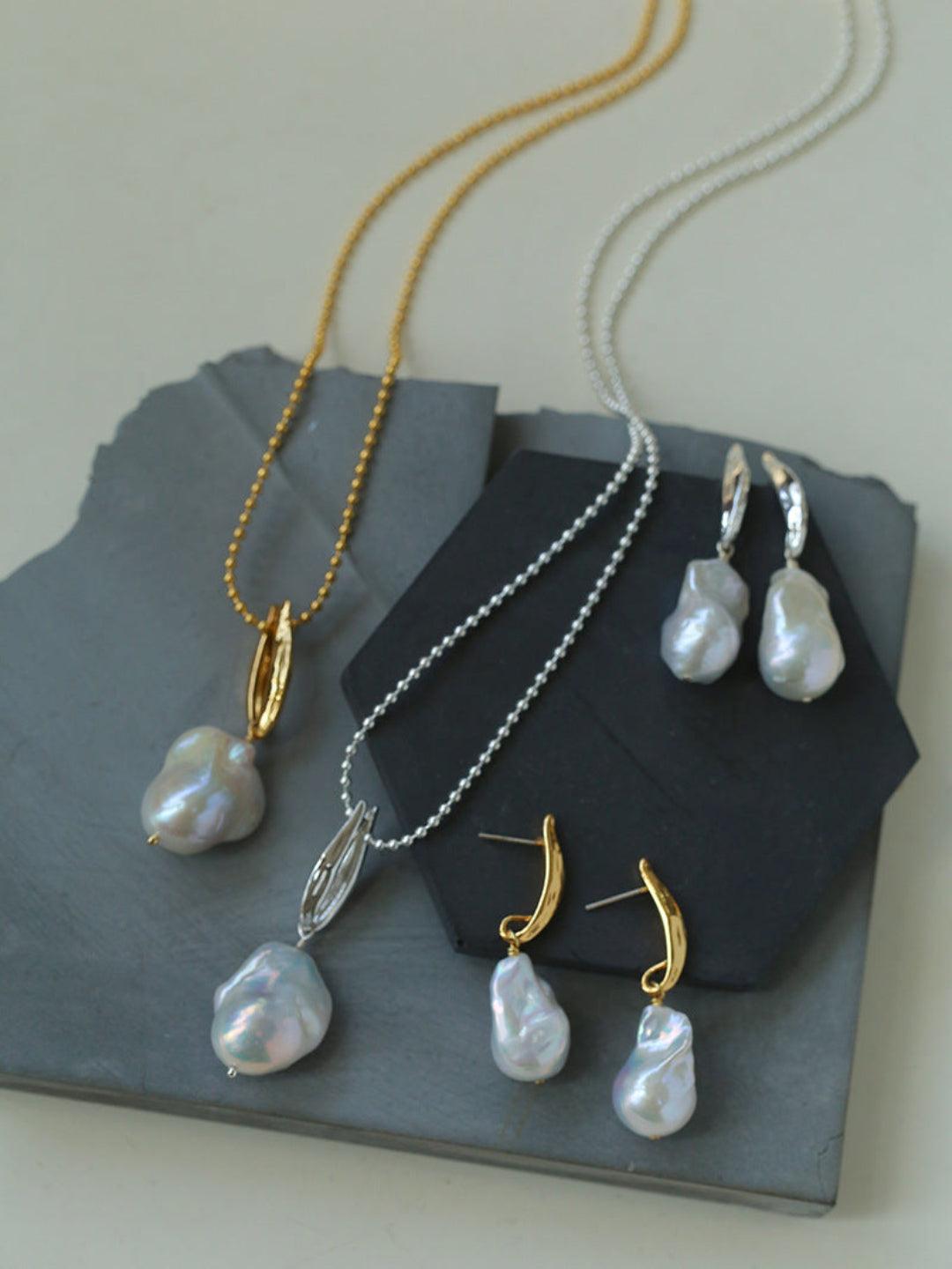 Willow Leaf Baroque Pearl Pendant Necklace - Gembea Jewelry