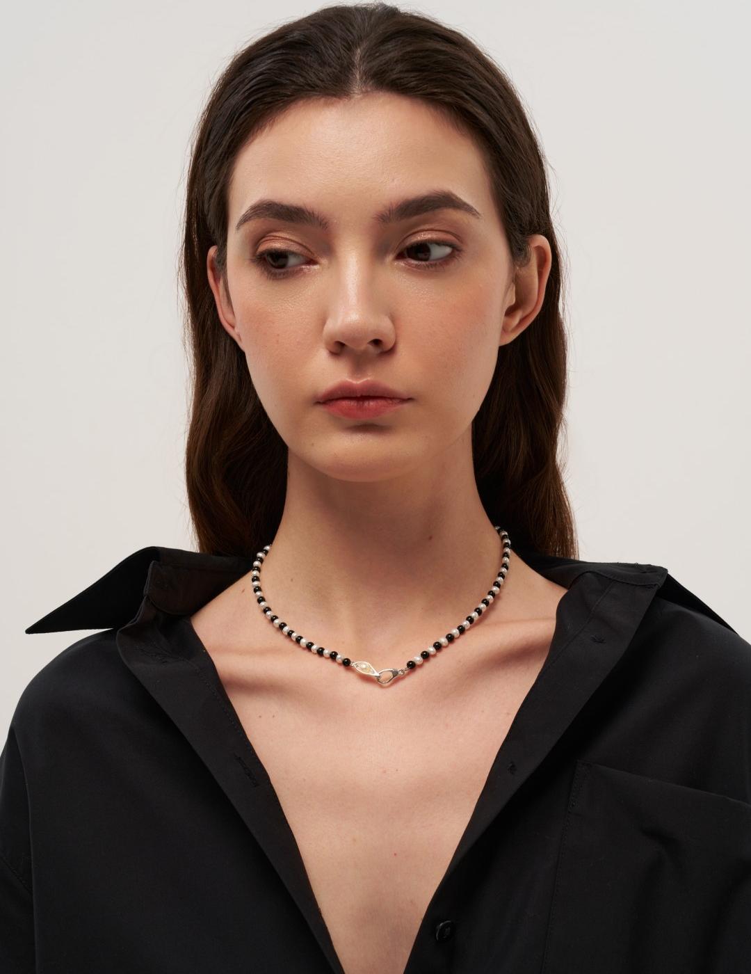 Bean Pod Black Agate Pearl Beaded Necklace gembea jewelry