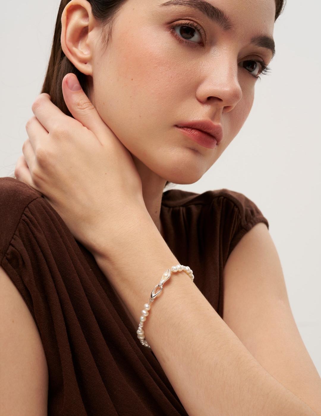 Bean Pod Irregular Freshwater Pearl Beaded Bracelet gembea jewelry