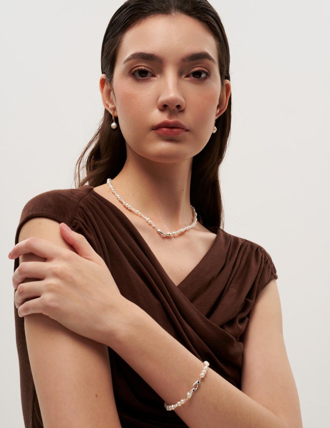 Bean Pod Irregular Freshwater Pearl Beaded Bracelet gembea jewelry