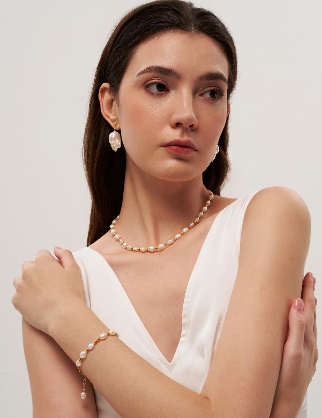 Gold Bean Baroque Pearl Beaded Bracelet gembea jewelry