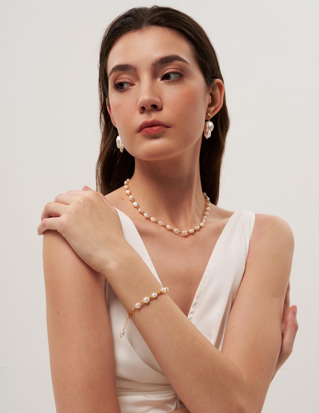 Gold Bean Baroque Pearl Beaded Bracelet gembea jewelry