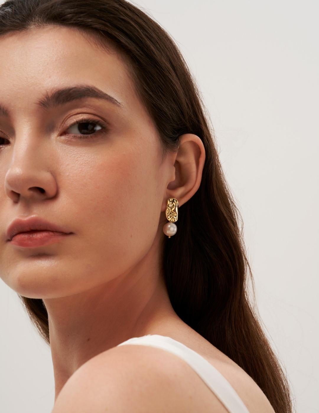 Dainty Baroque Pearl Stud Earrings gembea jewelry