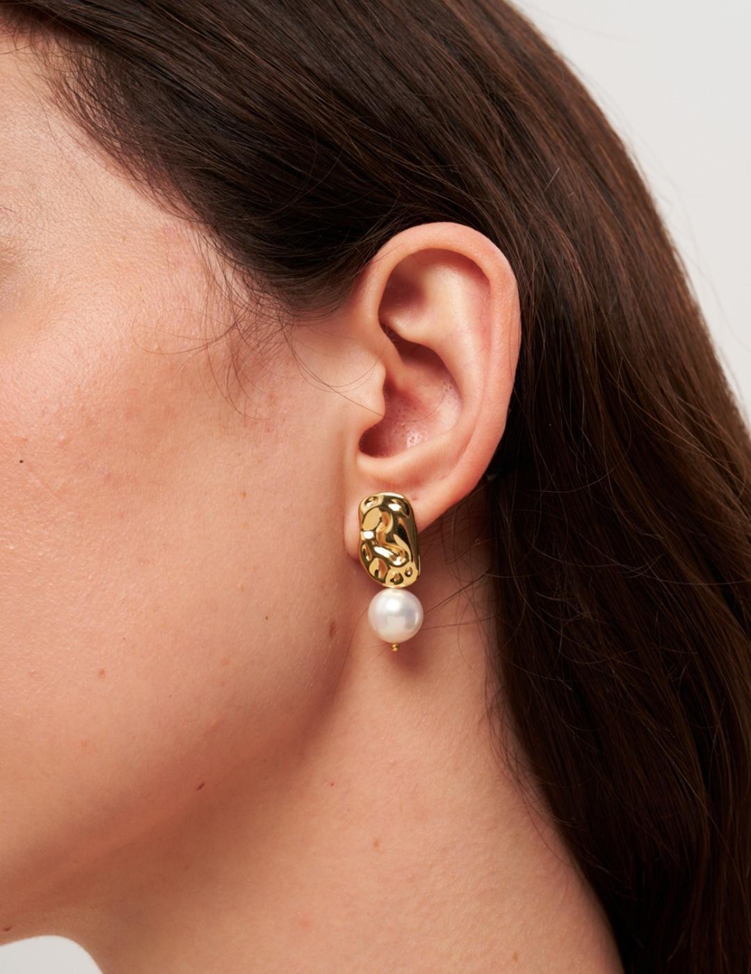 Dainty Baroque Pearl Stud Earrings gembea jewelry