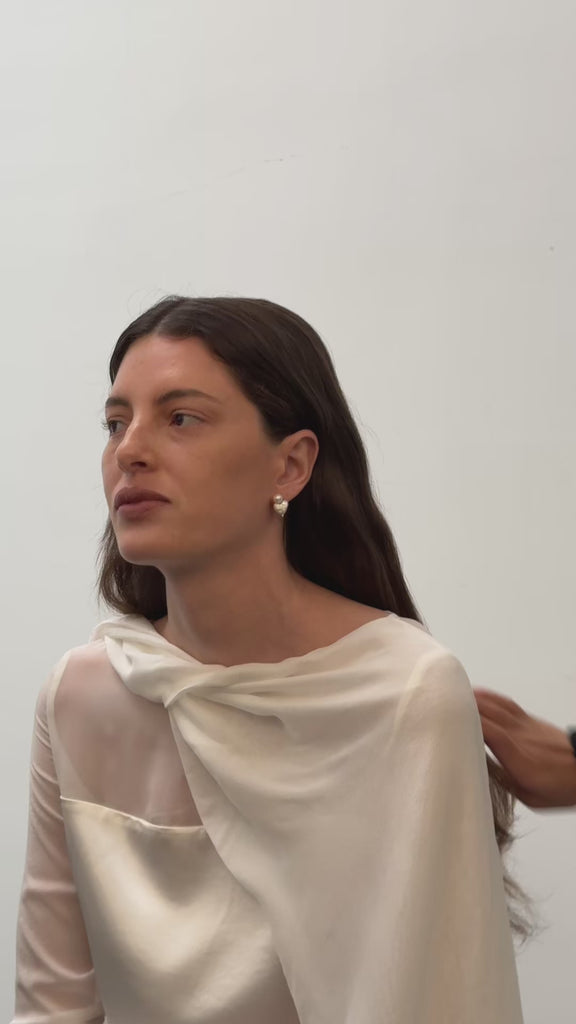 Lumi Heart Baroque Pearl Stud Earrings gembea jewelry