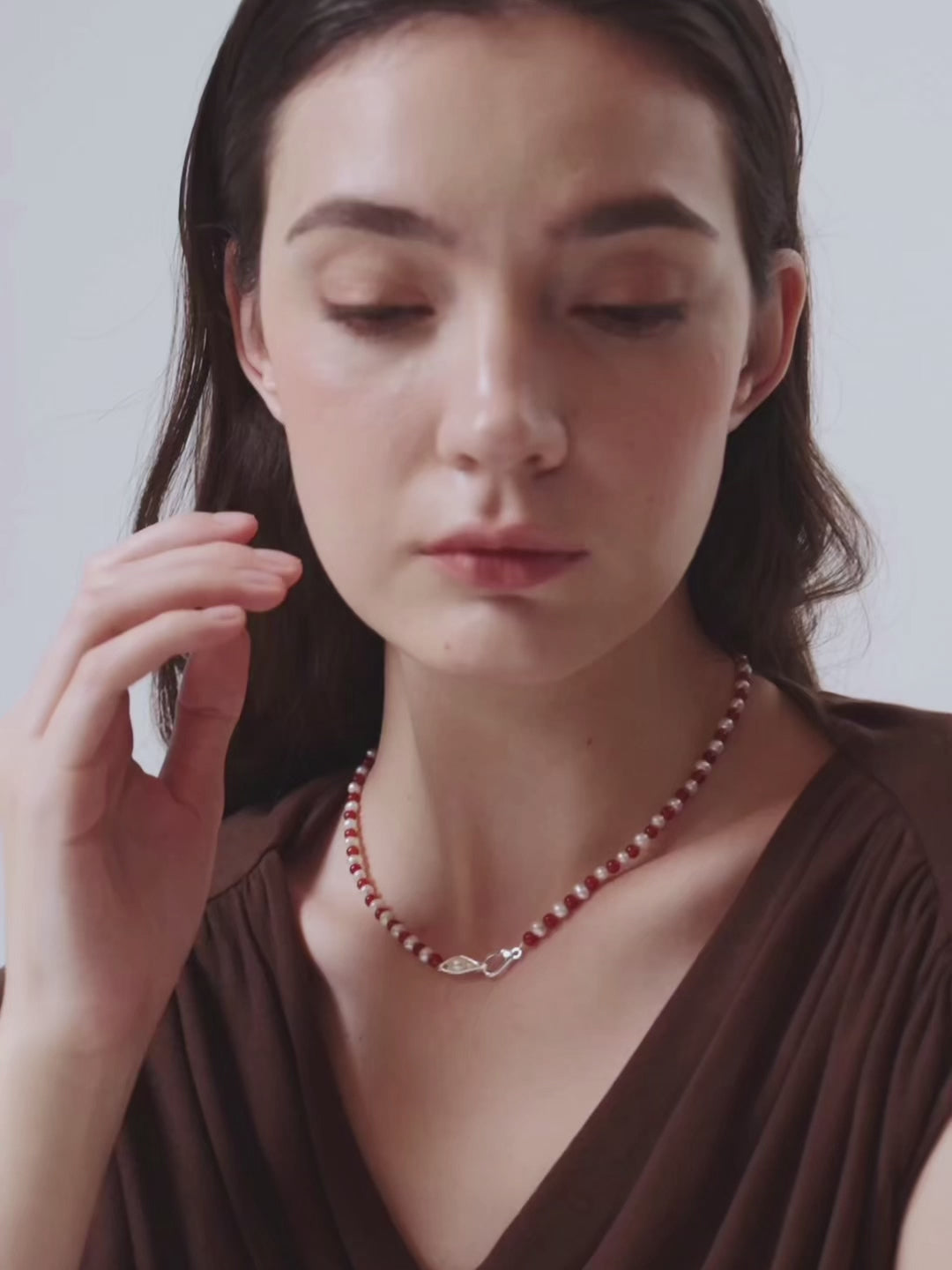 Bean Pod Red Agate Pearl Beaded Necklace gembea jewelry