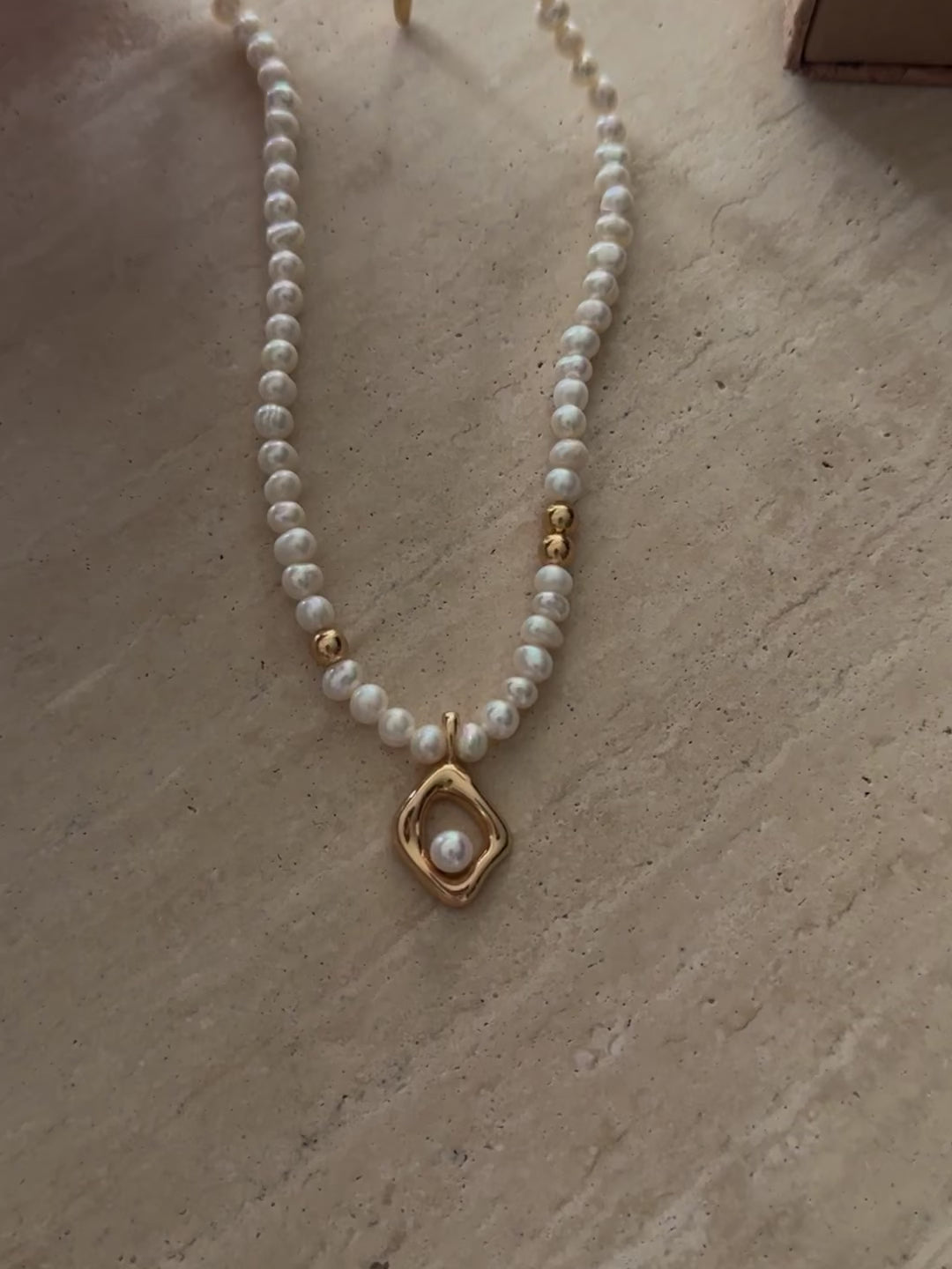 Elegant Pearl Beaded Pendant Necklace-gembea jewelry
