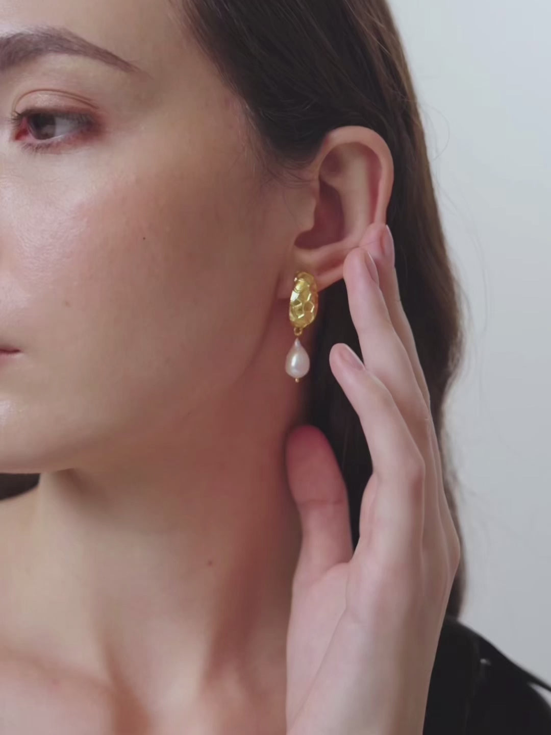 Sanded Texture Metal Irregular Pearl Drop Earrings gembea jewelry