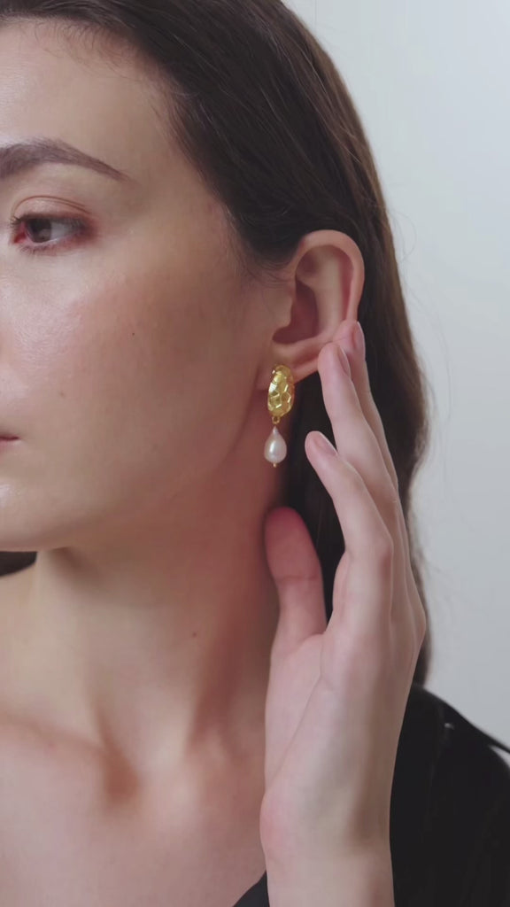 Sanded Texture Metal Irregular Pearl Drop Earrings gembea jewelry