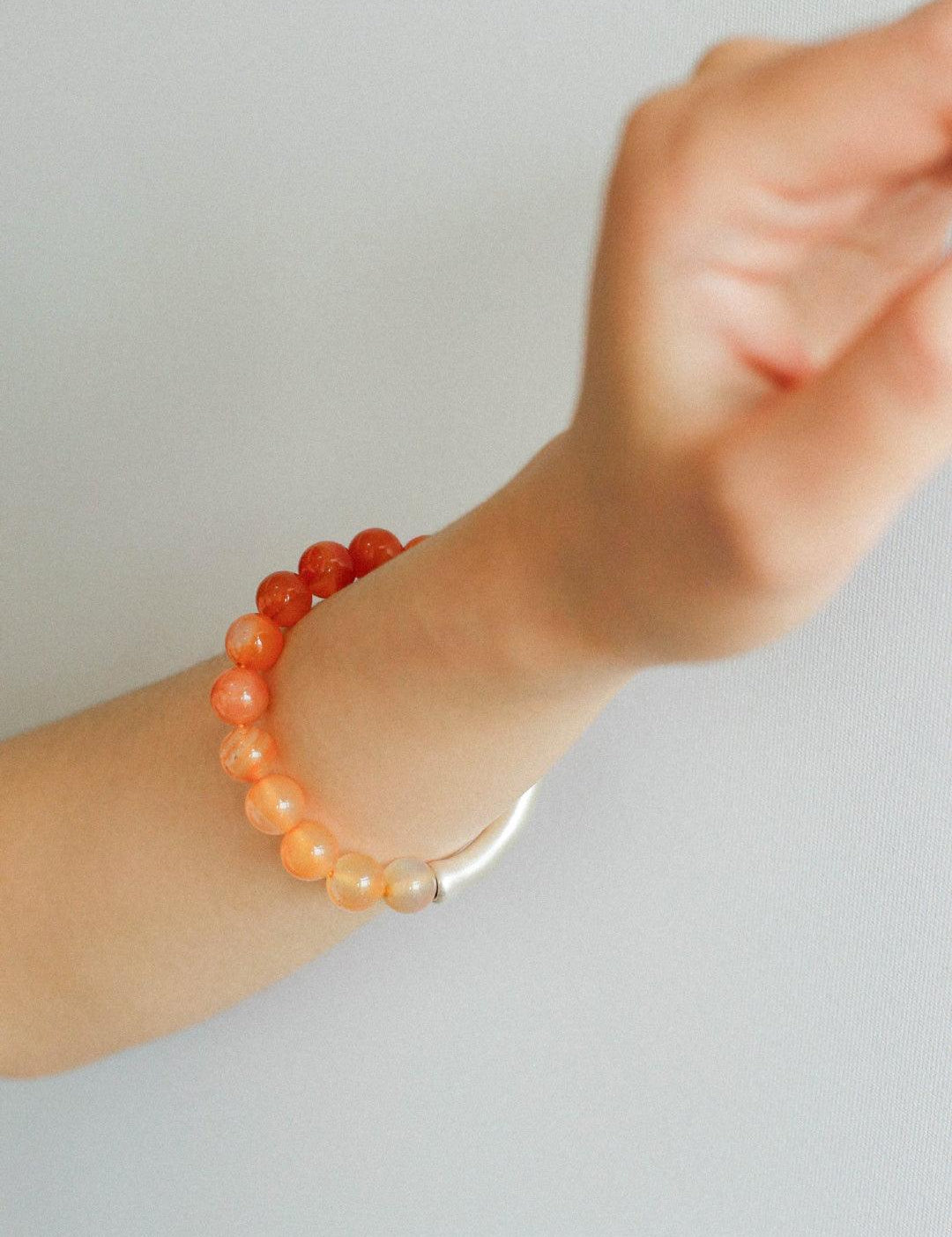 Red Agate Stretch Beaded Bracelet - Gembea Jewelry