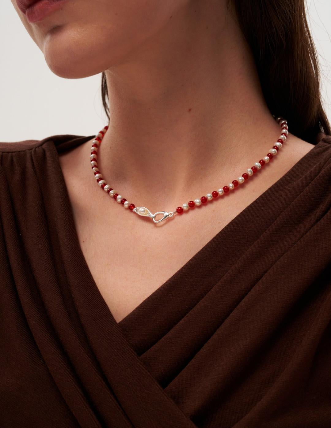 Bean Pod Red Agate Pearl Beaded Necklace gembea jewelry
