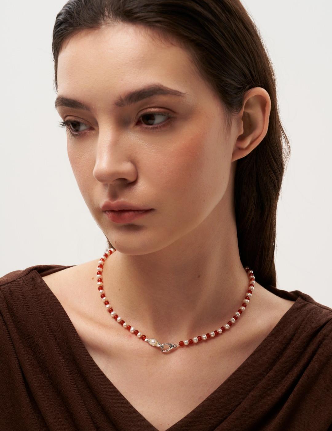 Bean Pod Red Agate Pearl Beaded Necklace gembea jewelry