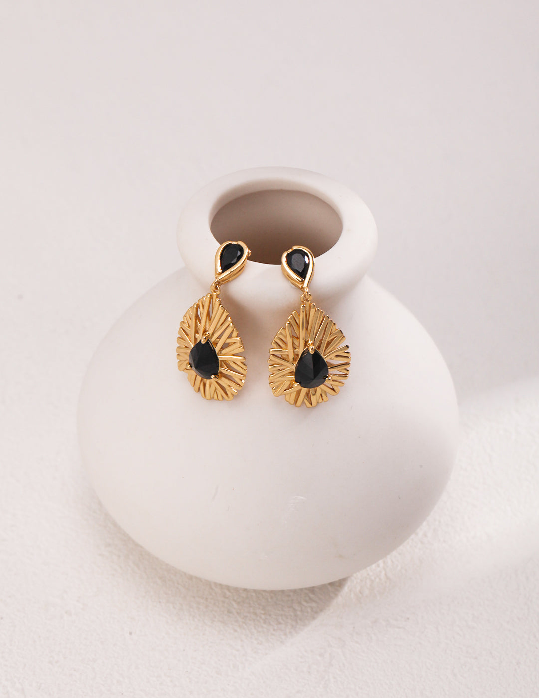 Water Drop Pendant Black Zircon Earrings