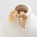 Luxury Irregular 18k Gold Chain Pearl Earrings