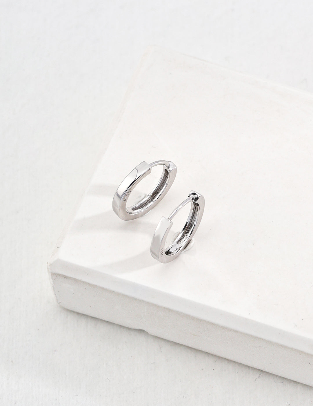 Simple 925 Sterling Silver Small Hoop Earrings