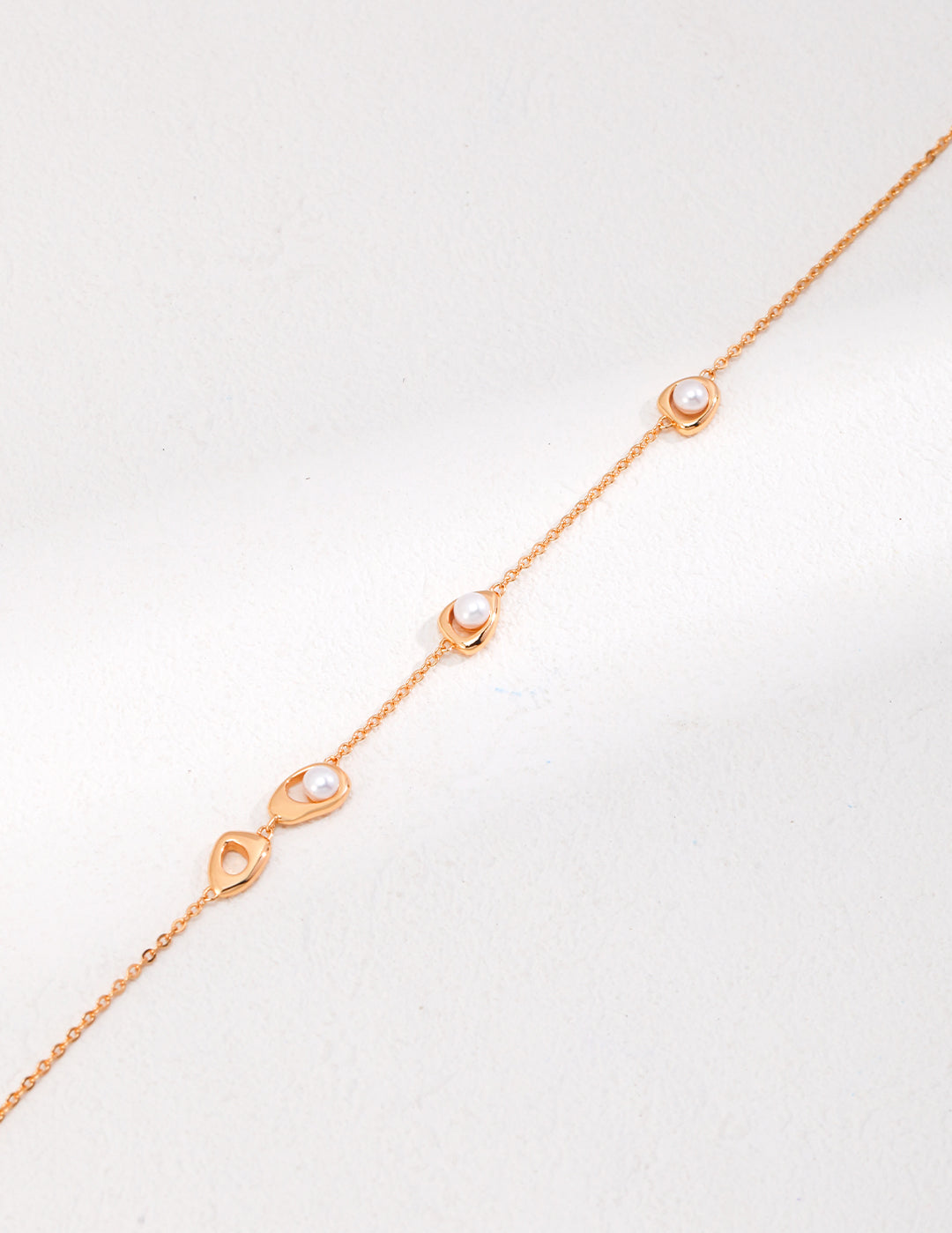 Elegant Chain and Pearl Stacking Necklace