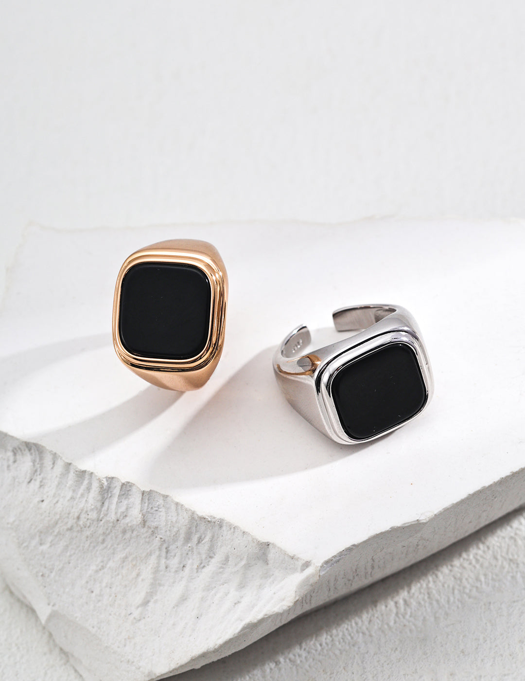 Minimalist Black Agate Signet Ring