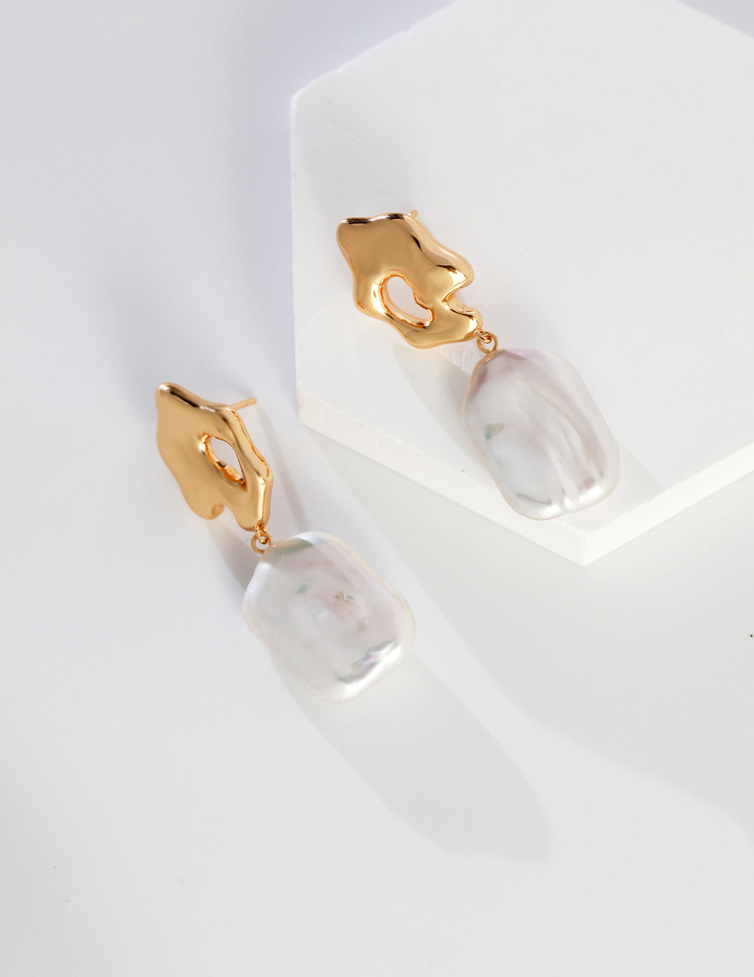 Gembea Jewelry Metal Irregular Baroque Pearl Earrings