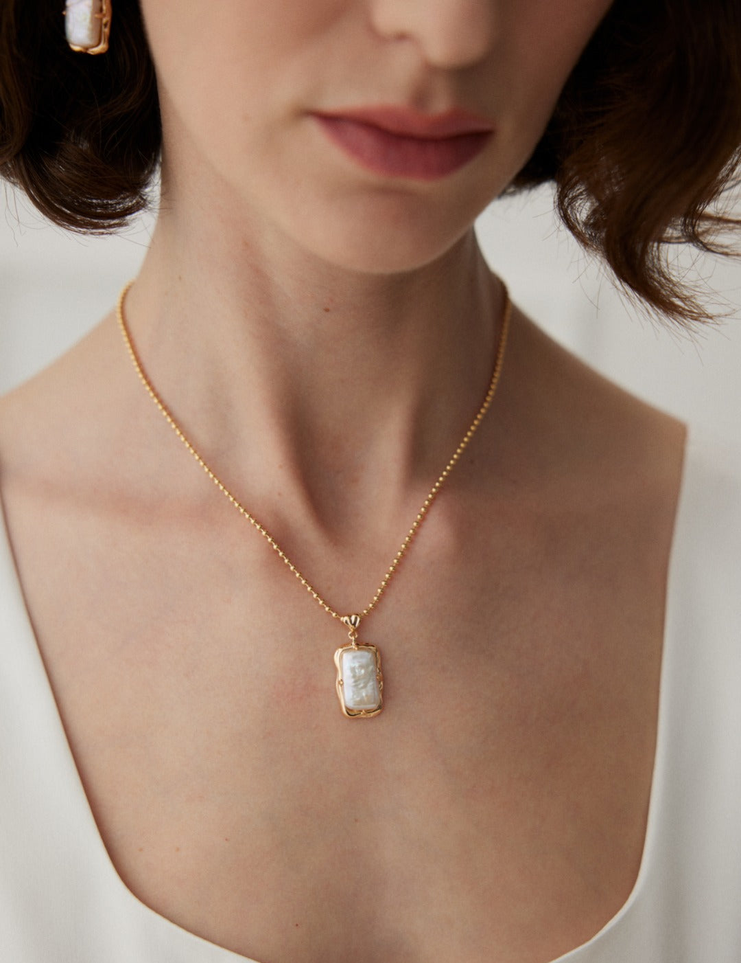 Gembea Jewelry Rectangular Baroque Pearl Chain Necklace