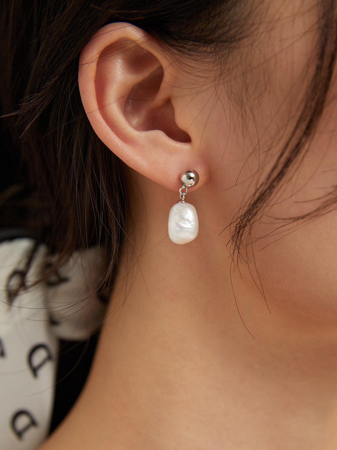 Gembea Jewelry Simple Baroque Pearl Drop Earrings
