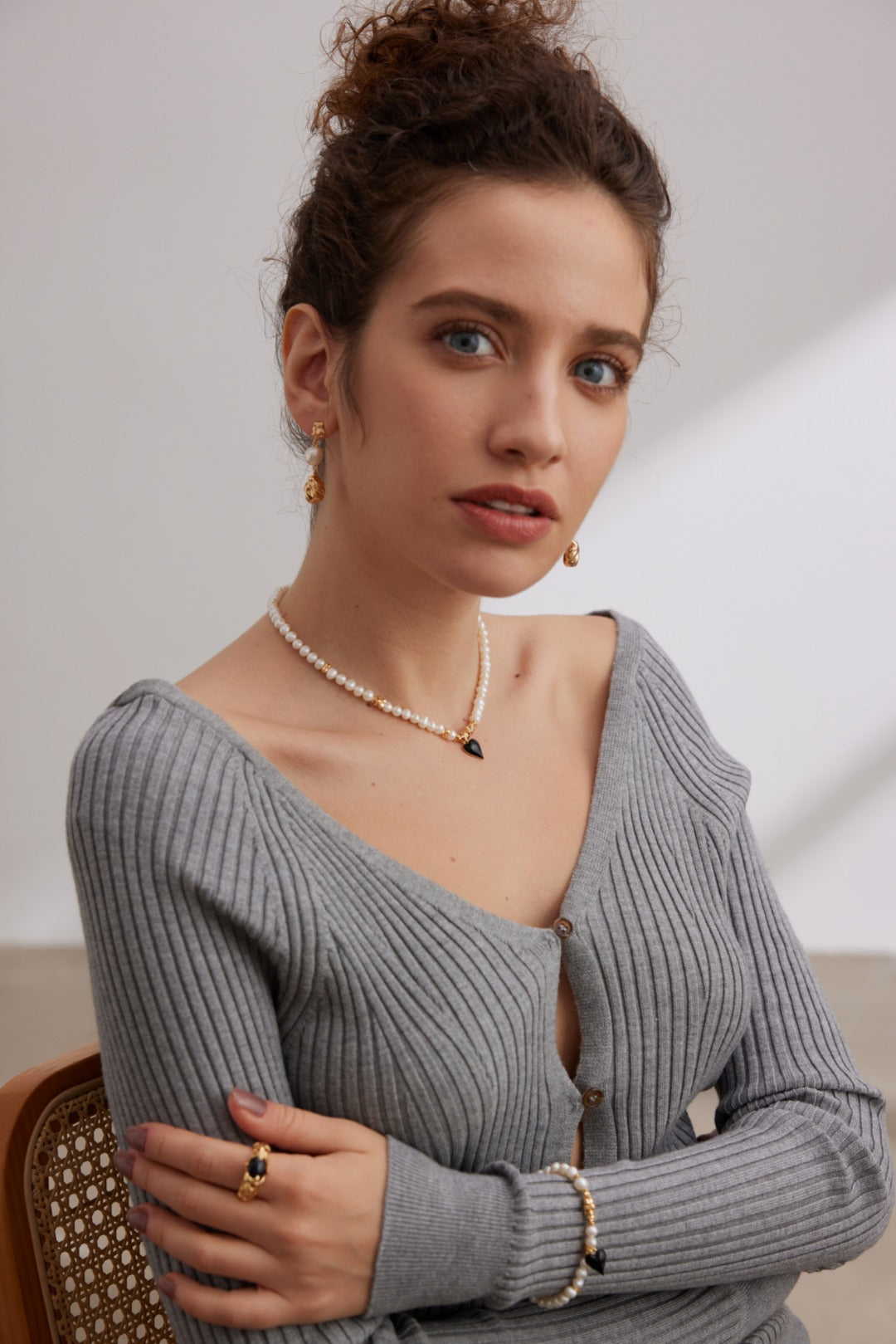 Gembea Jewelry Black Heart-shaped Glazed Pearl Necklace