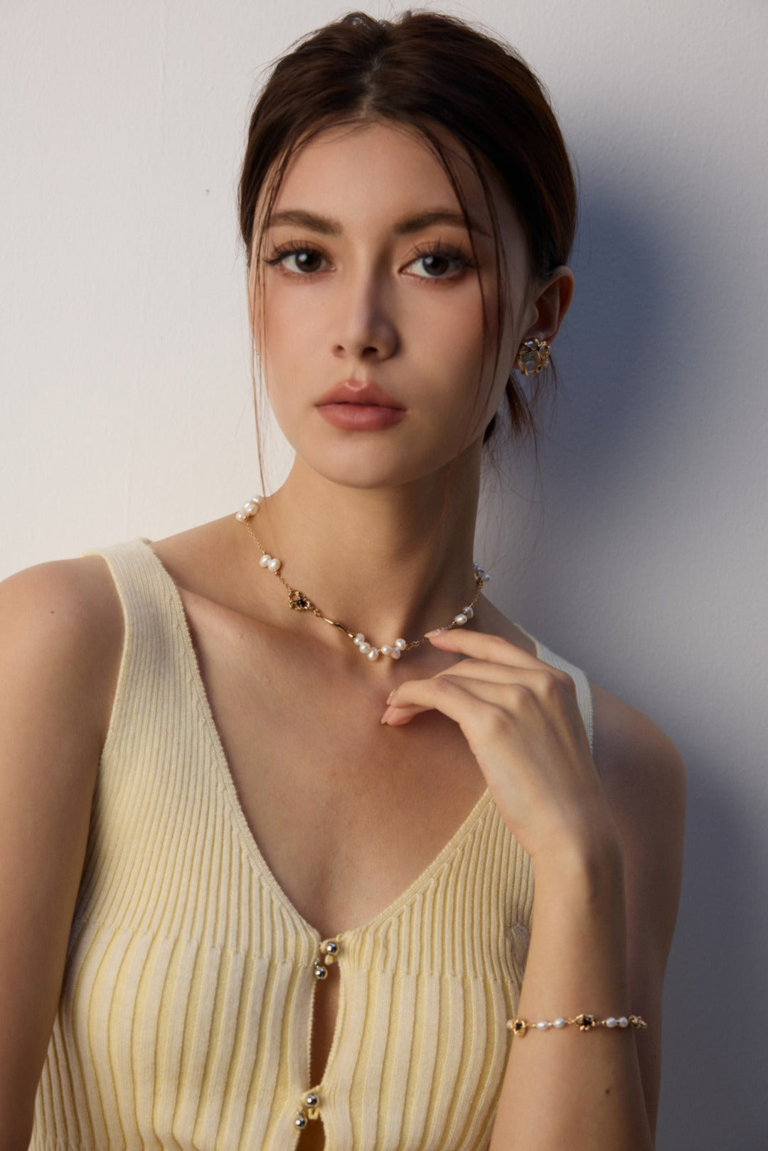 Minimalist Black Agate Pearl Chain Necklace-Gembea Jewelry