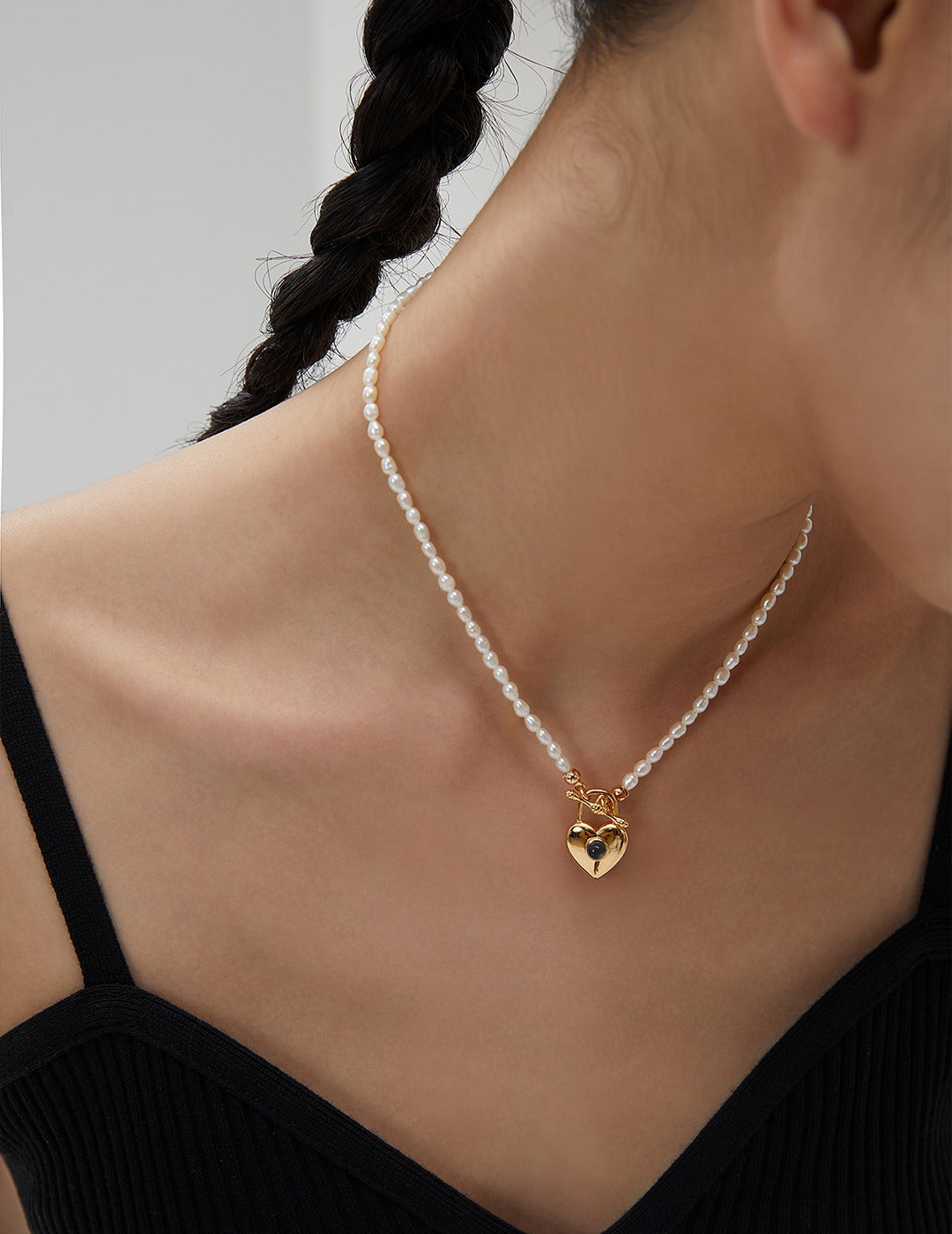 OT Buckle Heart Rice Pearl Necklace-Gembea Jewelry