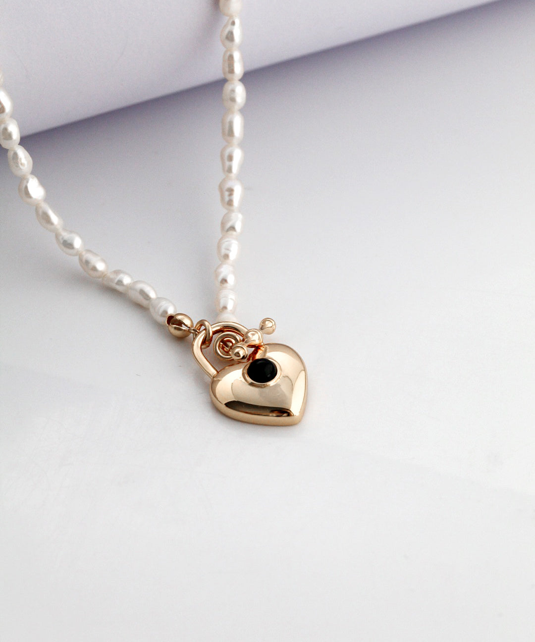 OT Buckle Heart Rice Pearl Necklace-Gembea Jewelry