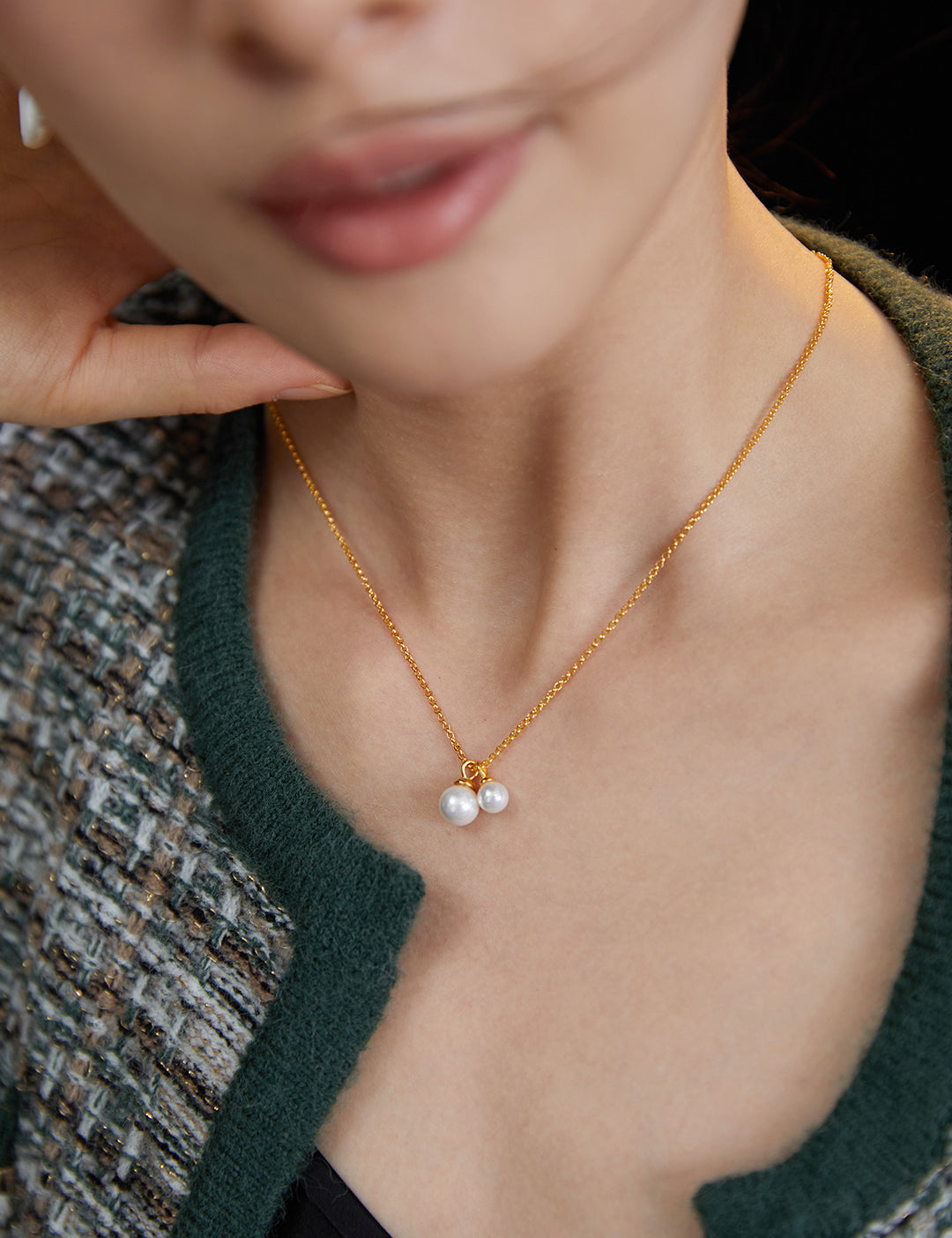 Gold Chain Pearl Pendant Necklace-Gembea Jewelry