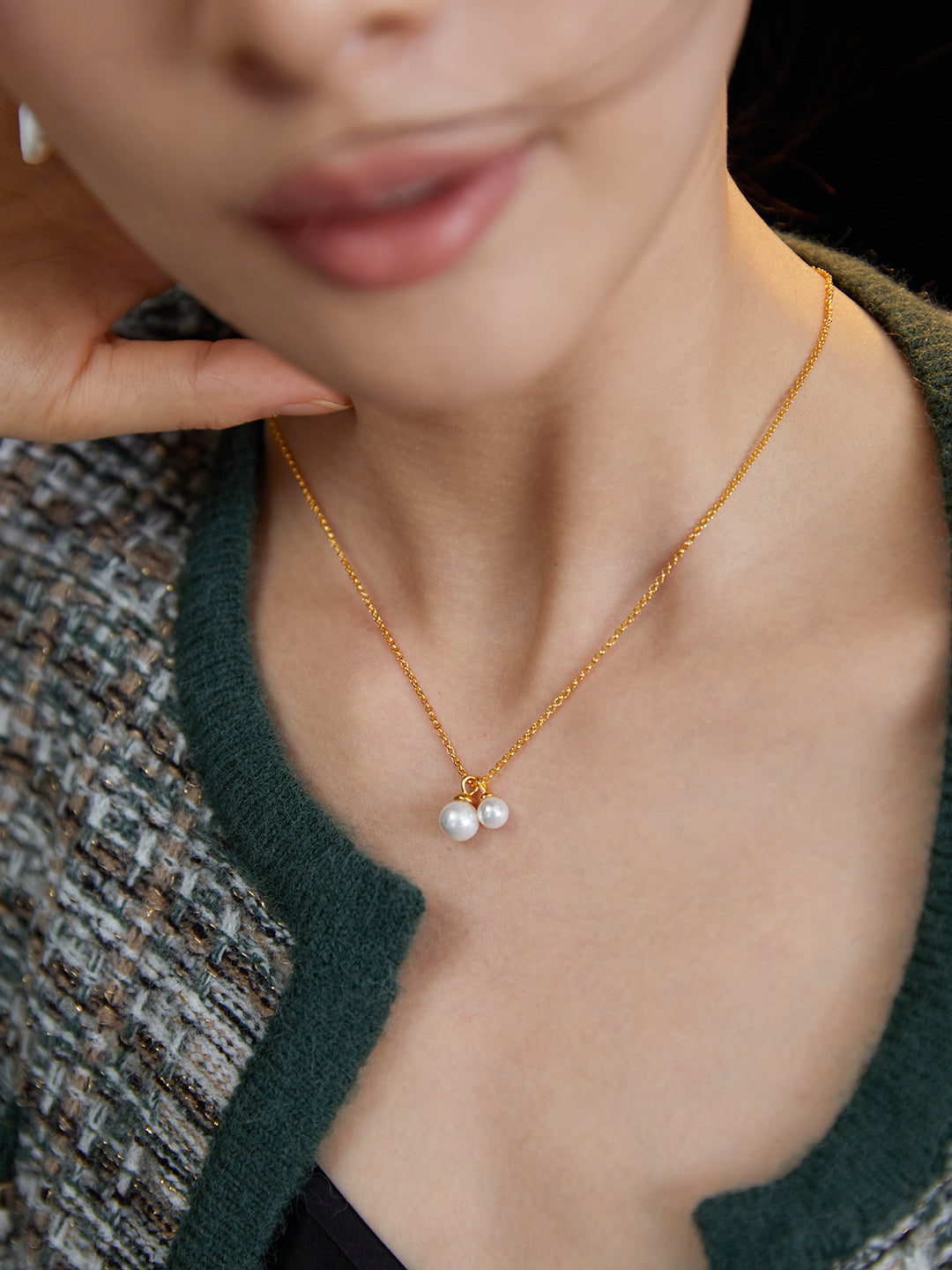 Gold Chain Pearl Pendant Necklace-Gembea Jewelry